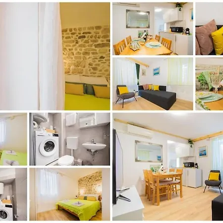 In The Old Town Of Appartement Trogir