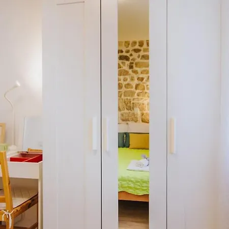 In The Old Town Of Appartement Trogir