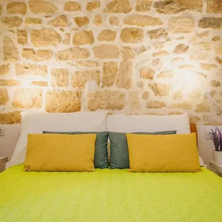 In The Old Town Of Apartament Trogir