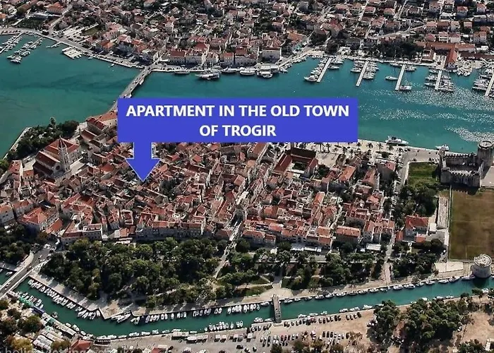 شقة In The Old Town Of *