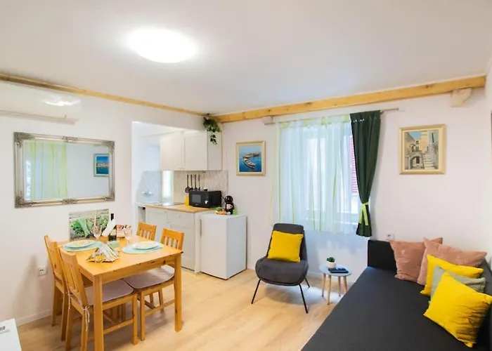 In The Old Town Of تروغير