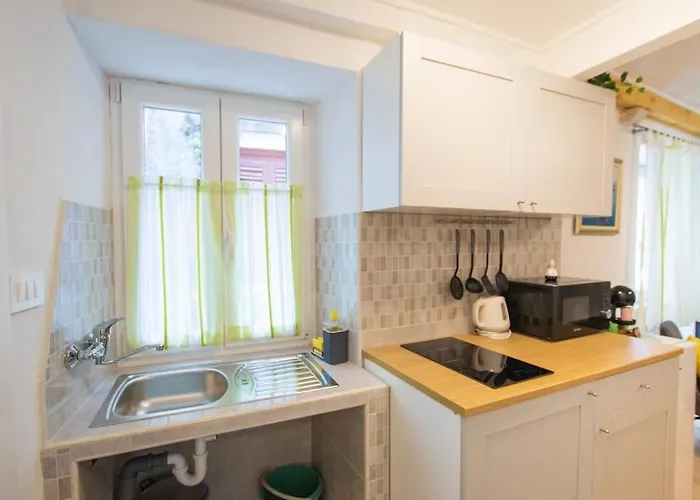 In The Old Town Of شقة