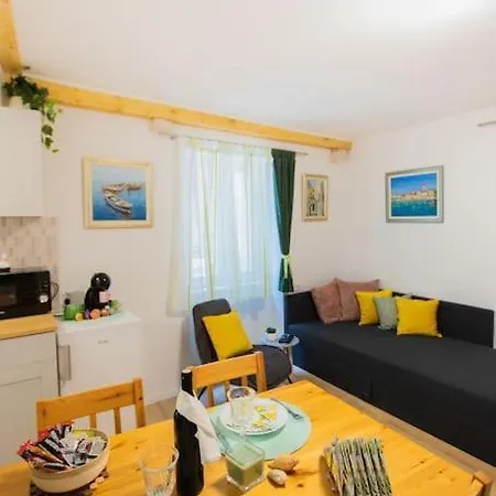 Apartmán In The Old Town Of